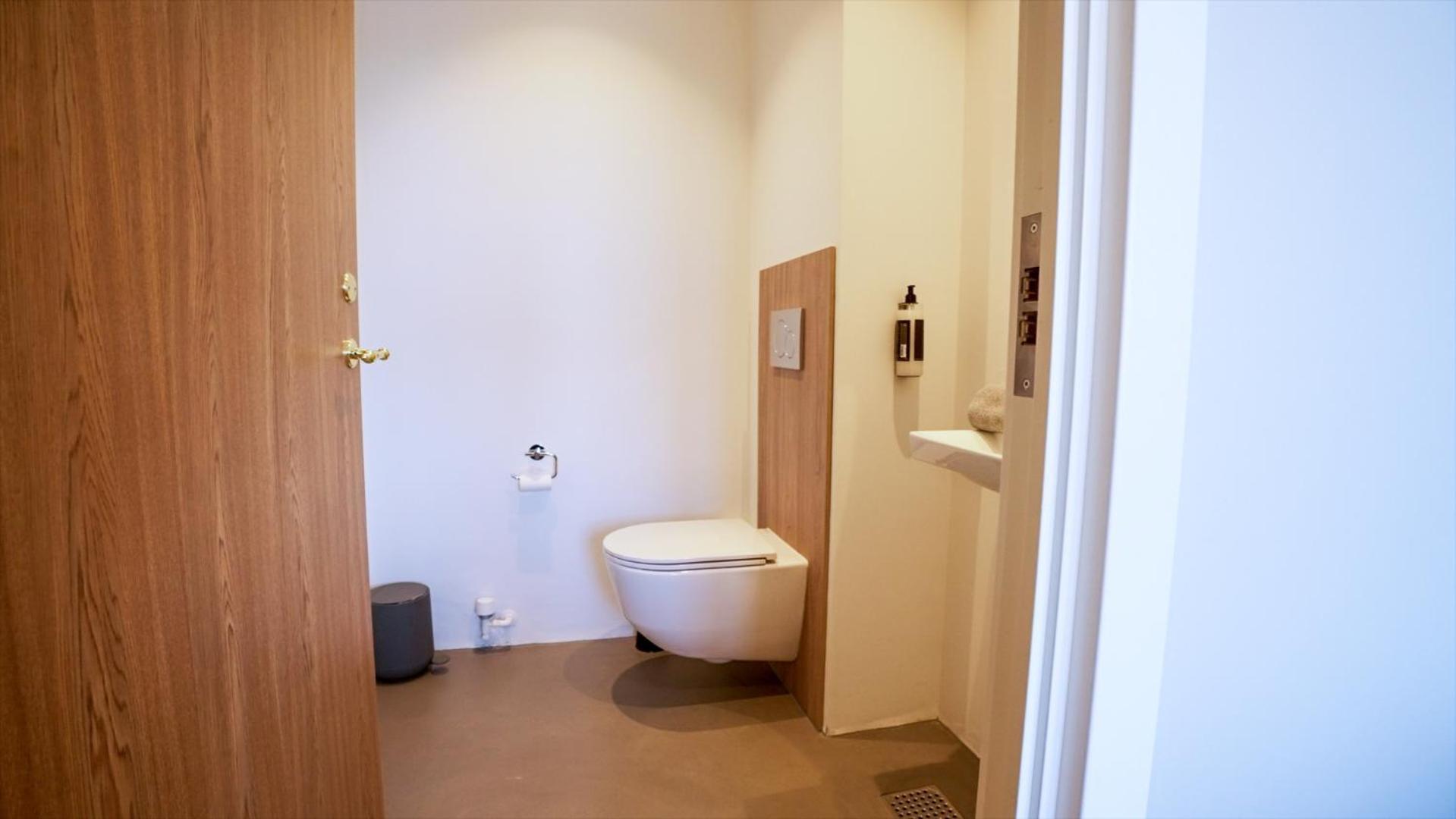 Junior Suite,1664654159:JPEG